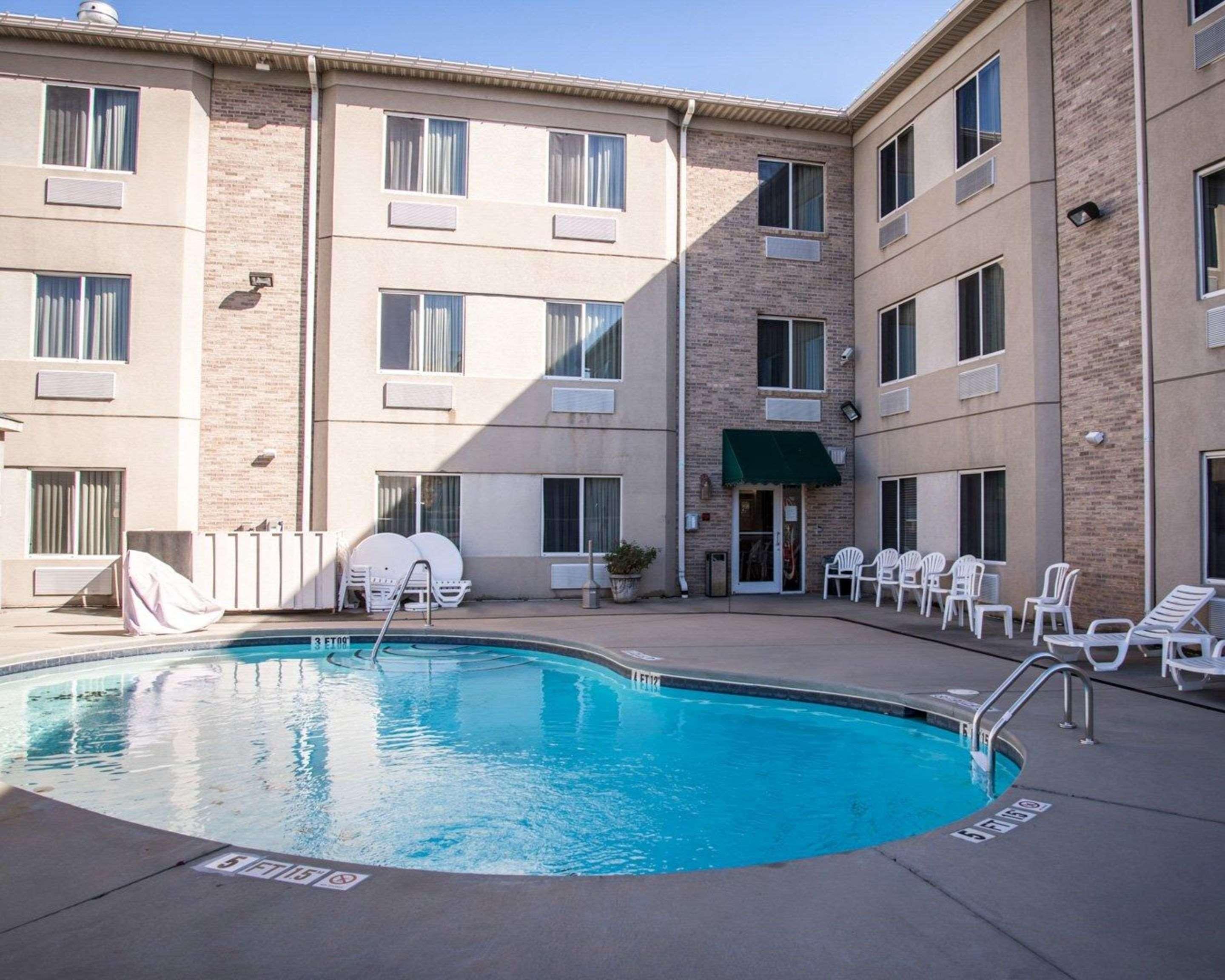 Sleep Inn & Suites At Concord Mills Exterior photo